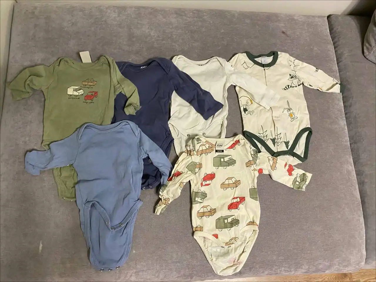 Детская одежда и игрушки для новорожденных