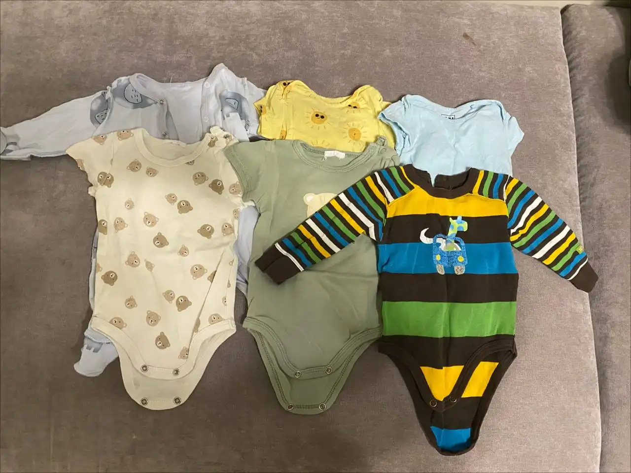 Детская одежда и игрушки для новорожденных