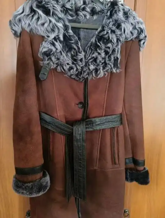 Женская дублёнка из натуральной кожи и меха овчины