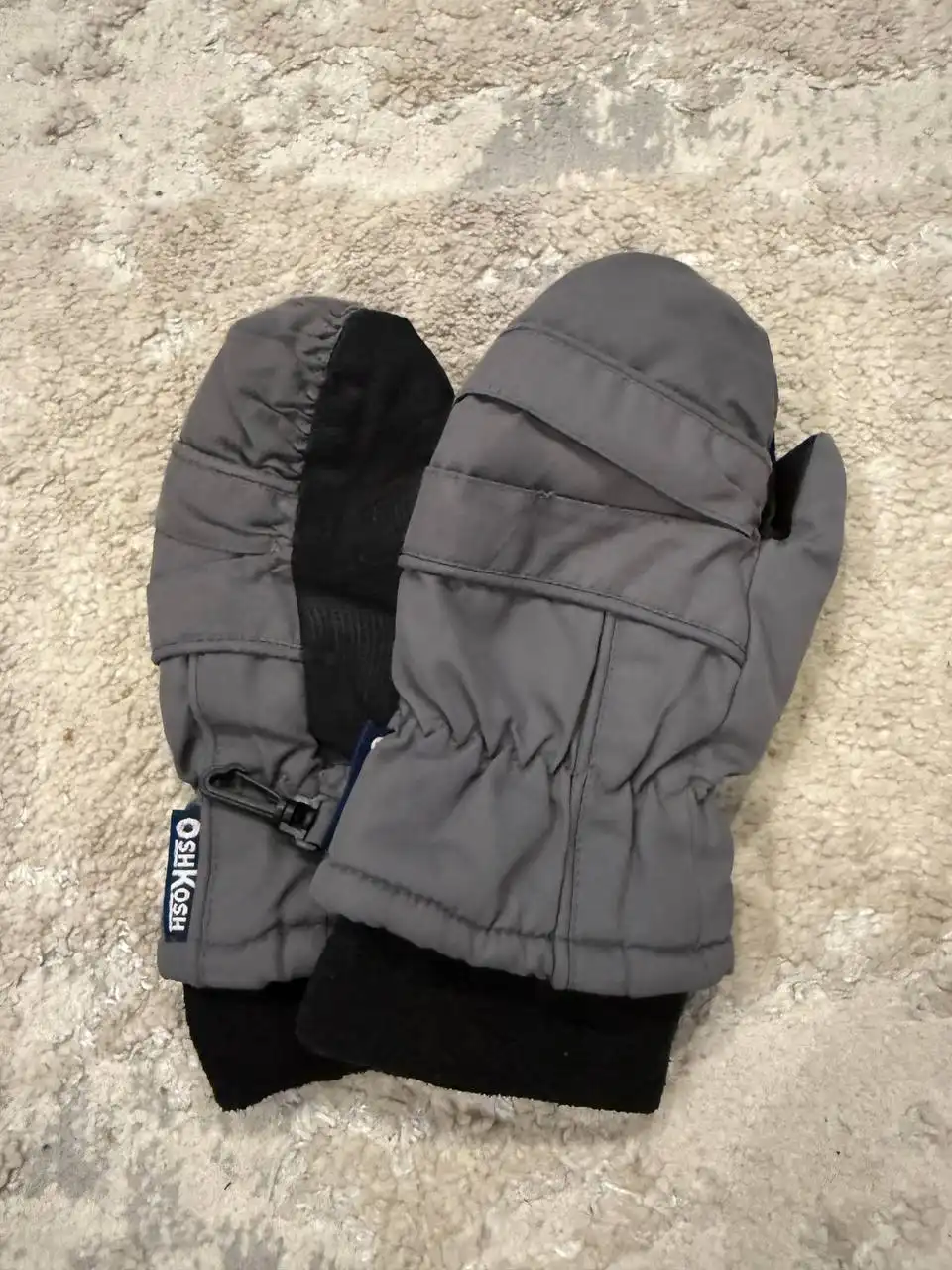 Зимние перчатки Ошкош в хорошем состоянии