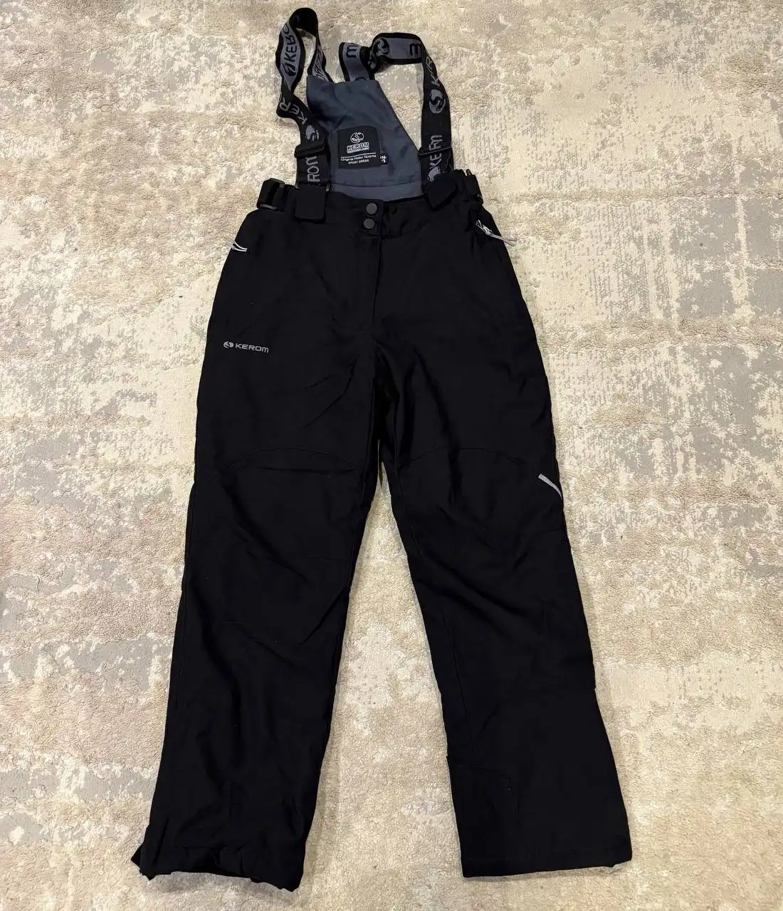 Горнолыжный костюм для девочки 134 размер