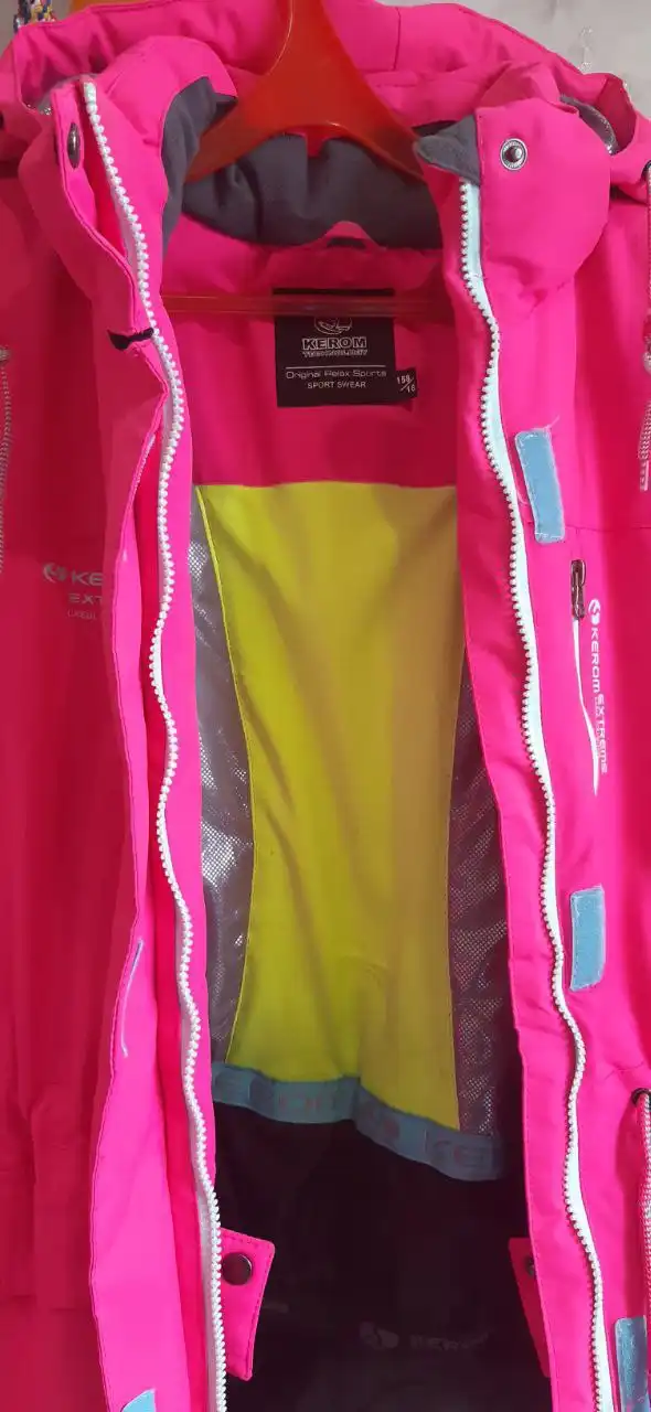 Продам зимний костюм Kerom на девочку размер 158