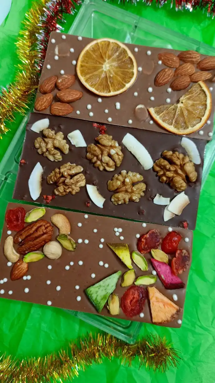Новогодний шоколад в наличии и под заказ
