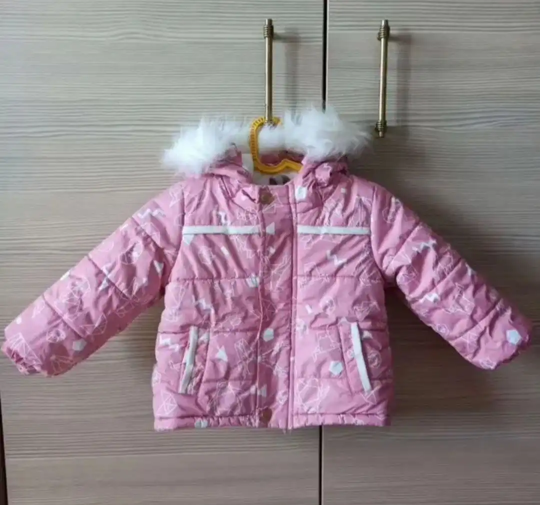 Зимняя куртка на флисовой подкладке рост 80