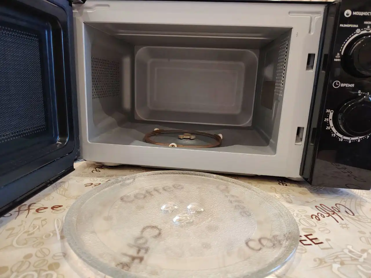 Продам микроволновку в отличном состоянии