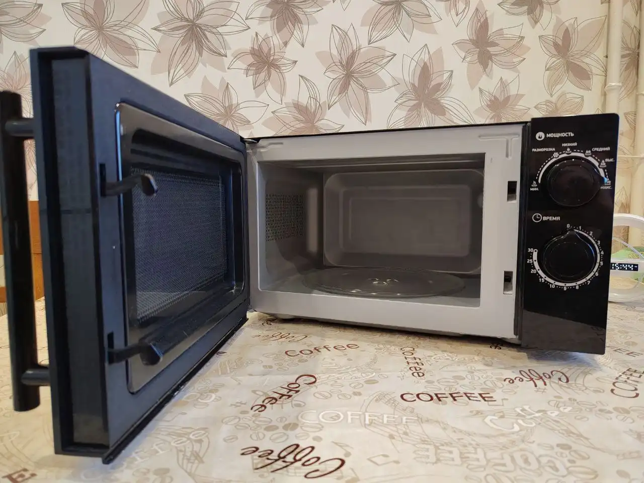 Продам микроволновку в отличном состоянии