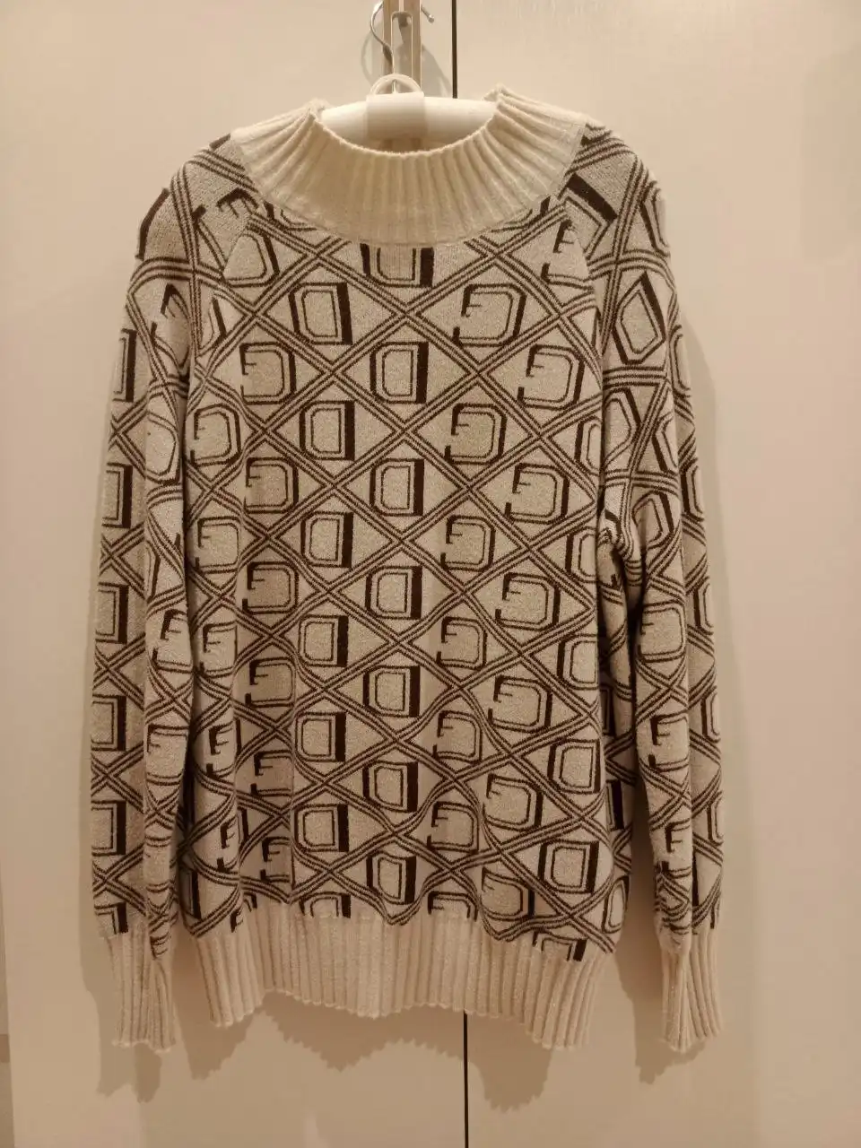 Новый мягкий уютный теплый свитер размер 46-48