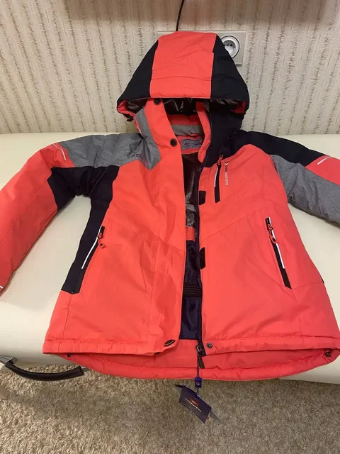 Горнолыжная куртка - Одежда в Саратов