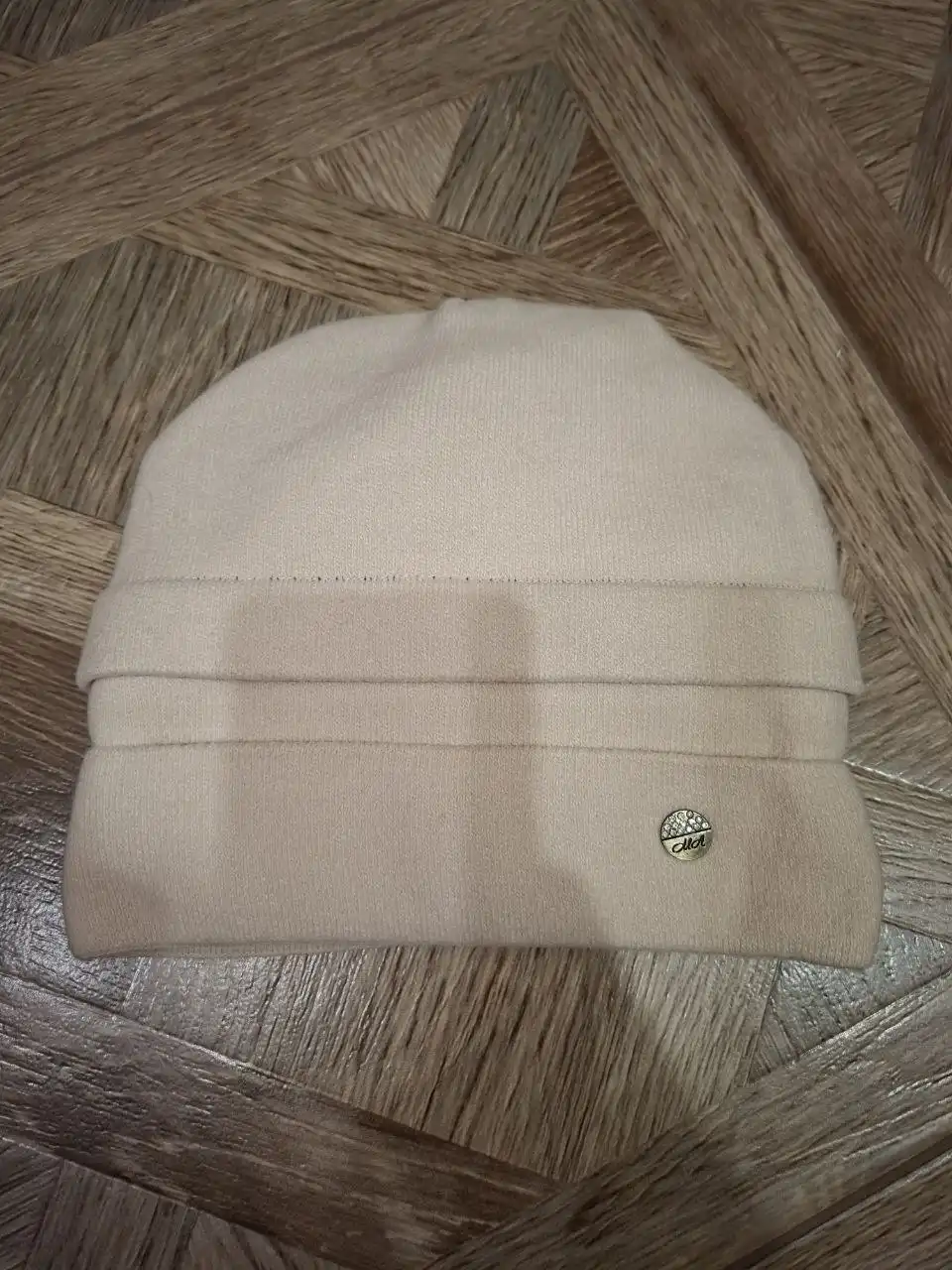 Женская шапка на флисе