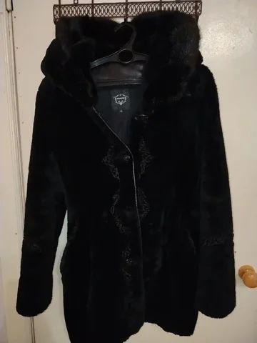 Мутоновый жилет из песца размер 46 - частное объявление в Саратов