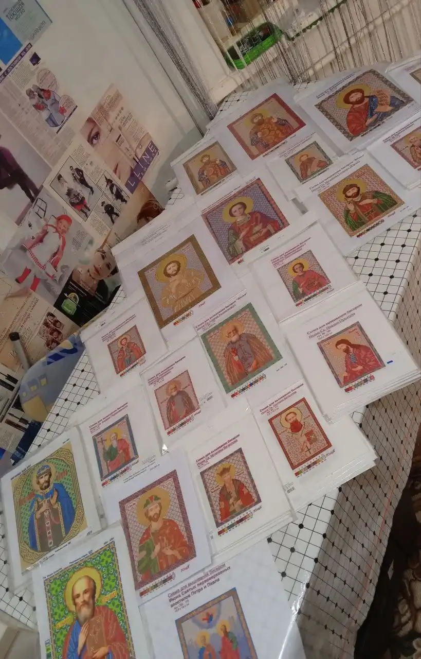 Схемы для вышивания бисером и нитками 114 шт.