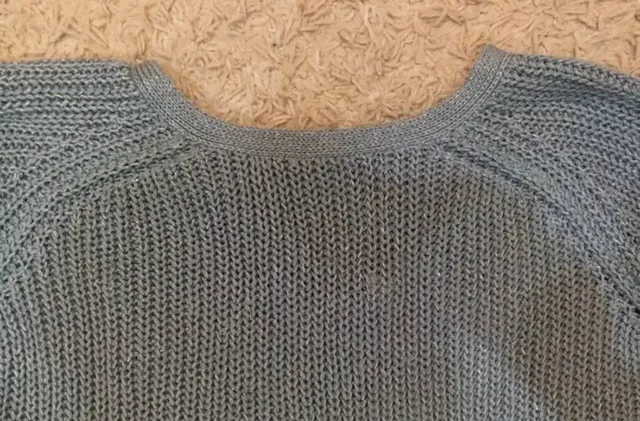 Джемпер размер 44-46 в отличном состоянии - Карнавальные костюмы в Саратов