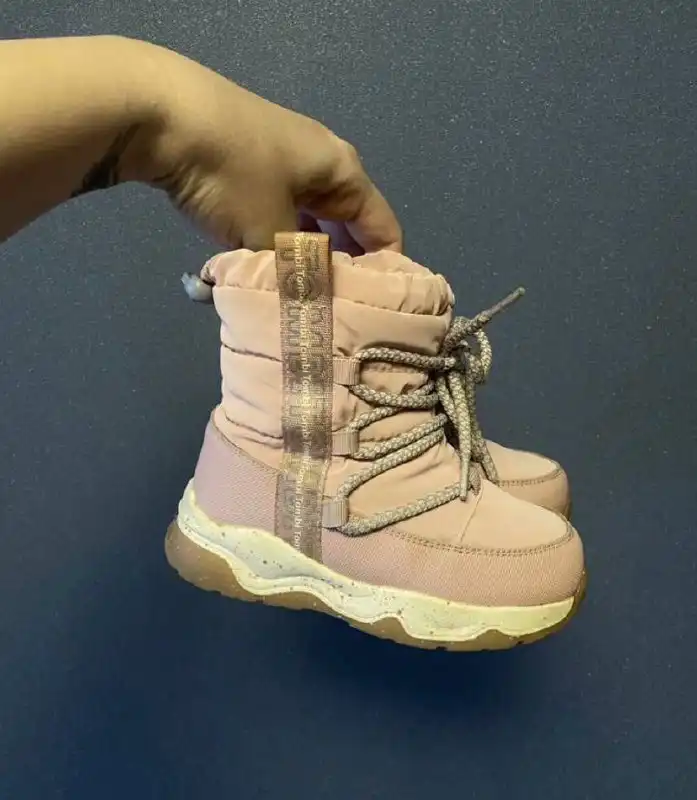 Зимние ботинки для девочек 25 размер - Обувь (Товары для детей) в Саратов