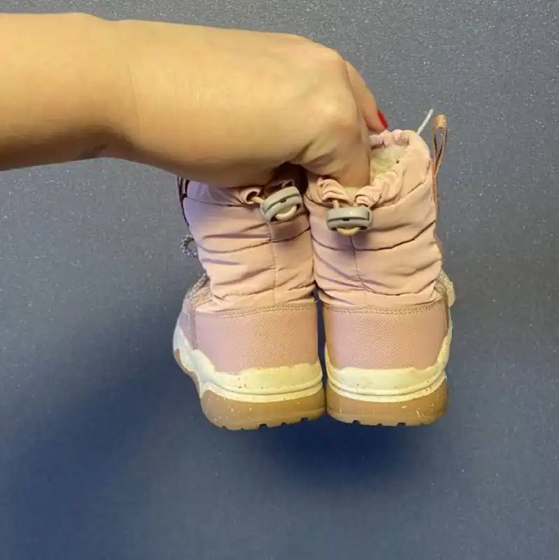 Зимние ботинки для девочек 25 размер - Обувь (Товары для детей) в Саратов