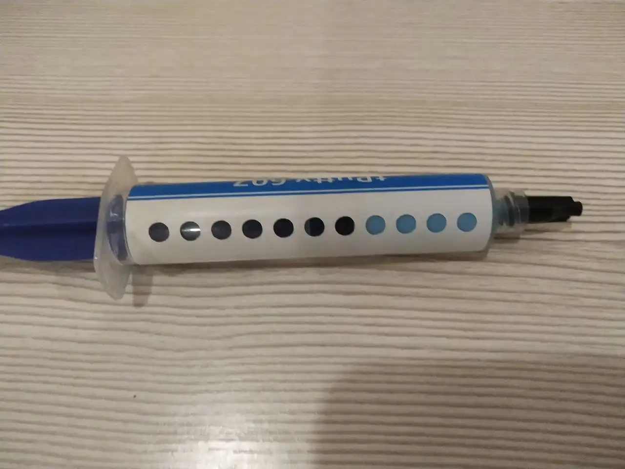 Продажа жидких термопракладок Laird tputty 607 - Барахолка в Саратов