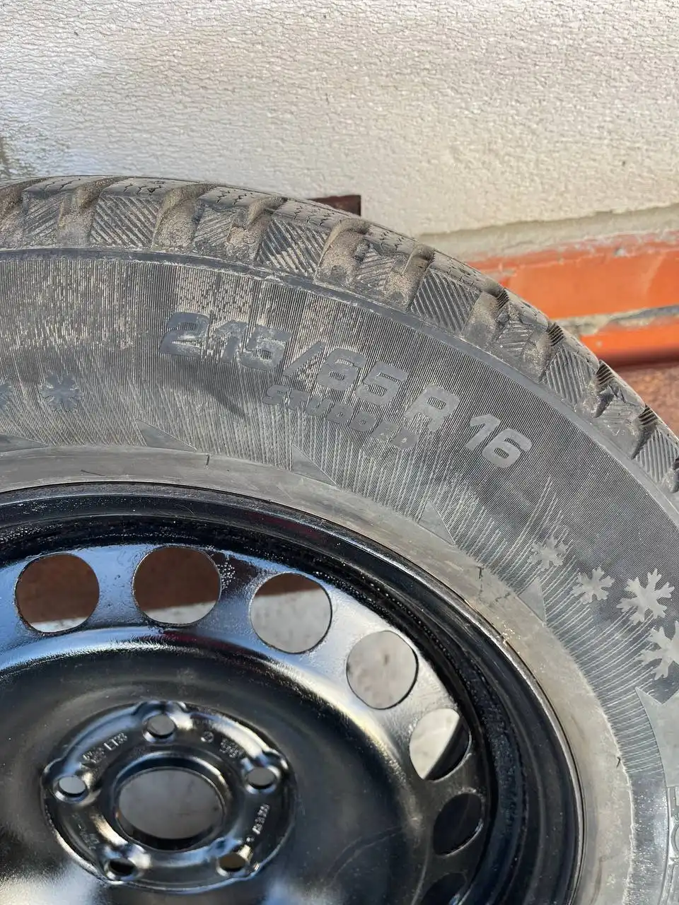 Продажа колес (дисков) на Фольксваген Тигуан R16 - Диски и колеса (Запчасти) в Саратов