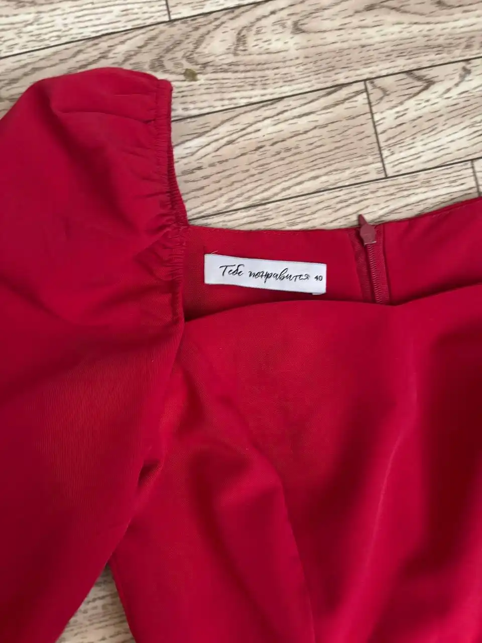 Два платья размер 40: красное и черное из эко-кожи - Платья (Одежда) в Саратов