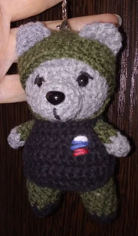 Брелок-подвеска "Мишка-пехотинец" - Бижутерия в Саратов