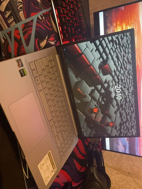 Продажа ноутбука Asus Vivobook Pro 15 с AMD Ryzen 5 и NVIDIA GTX 1650 - Электроника в Саратов