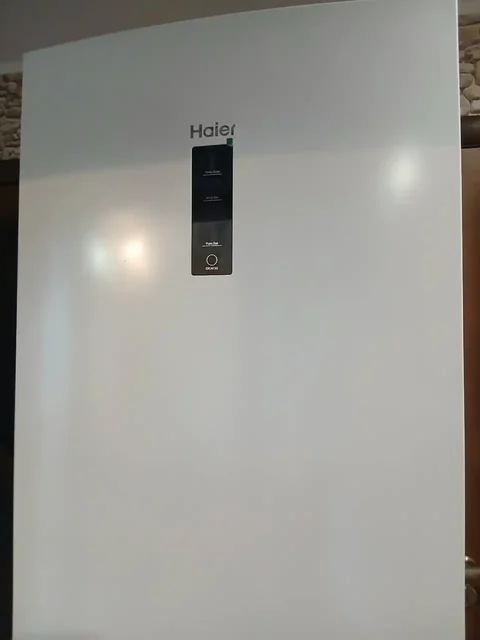 Холодильник в отличном состоянии - Бижутерия в Саратов