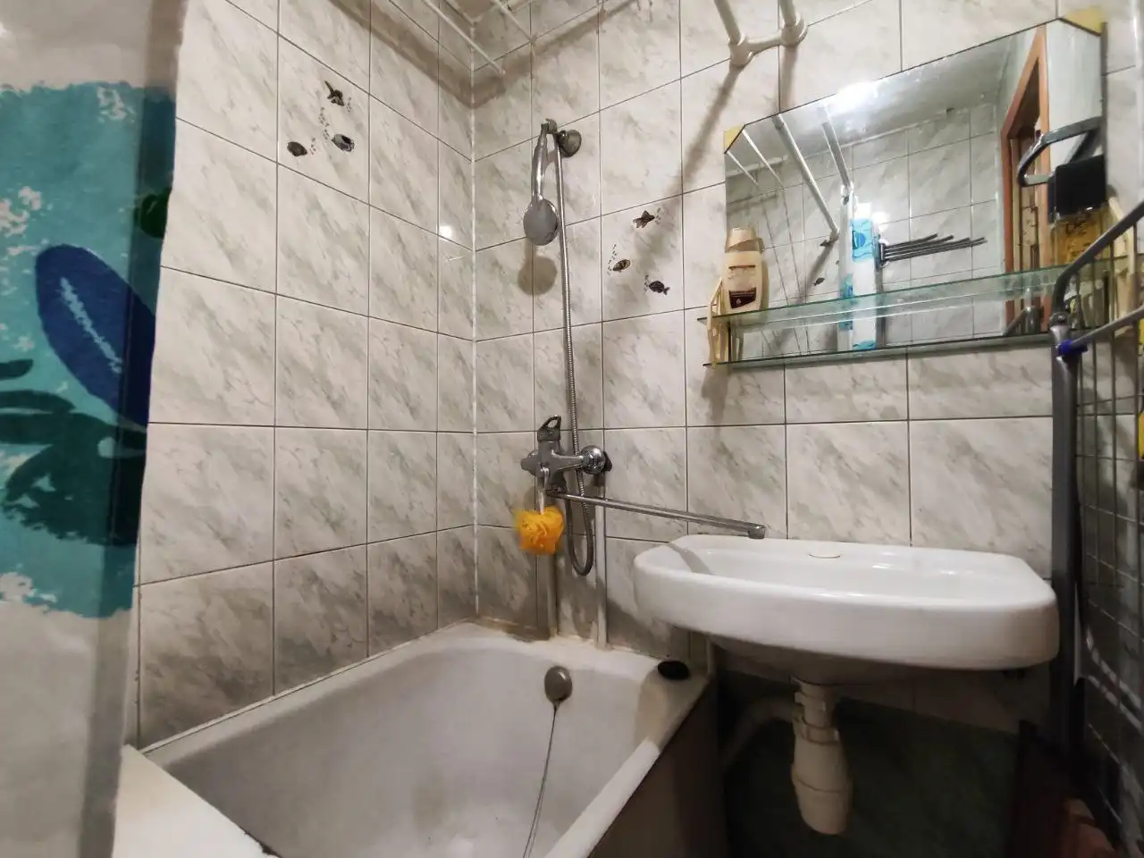 Продажа однокомнатной квартиры в районе СХИ - Квартиры (Недвижимость) в Саратов