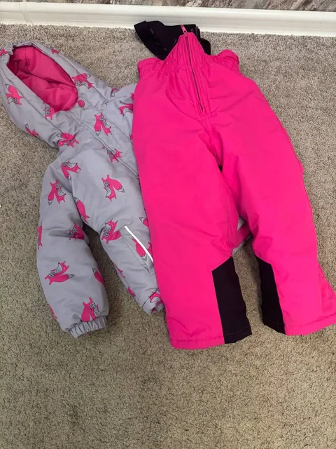 Костюм зимний и джинсы для мальчика - Барахолка в Саратов