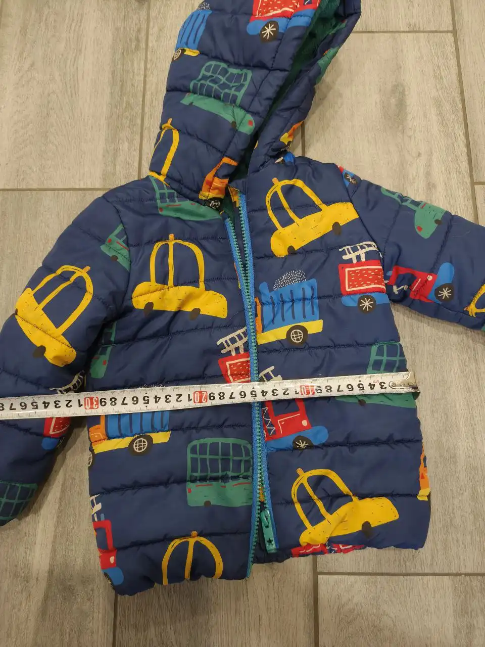 Демисезонная курточка размер 92 - Верхняя одежда (Одежда) в Саратов