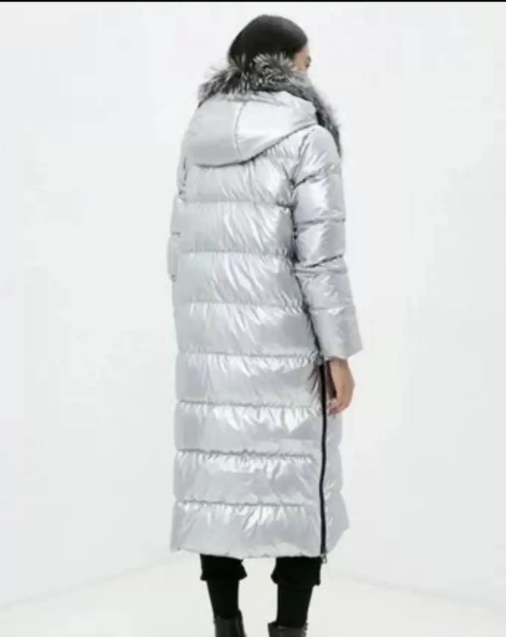 Пуховик с натуральным мехом - Верхняя одежда (Одежда) в Саратов