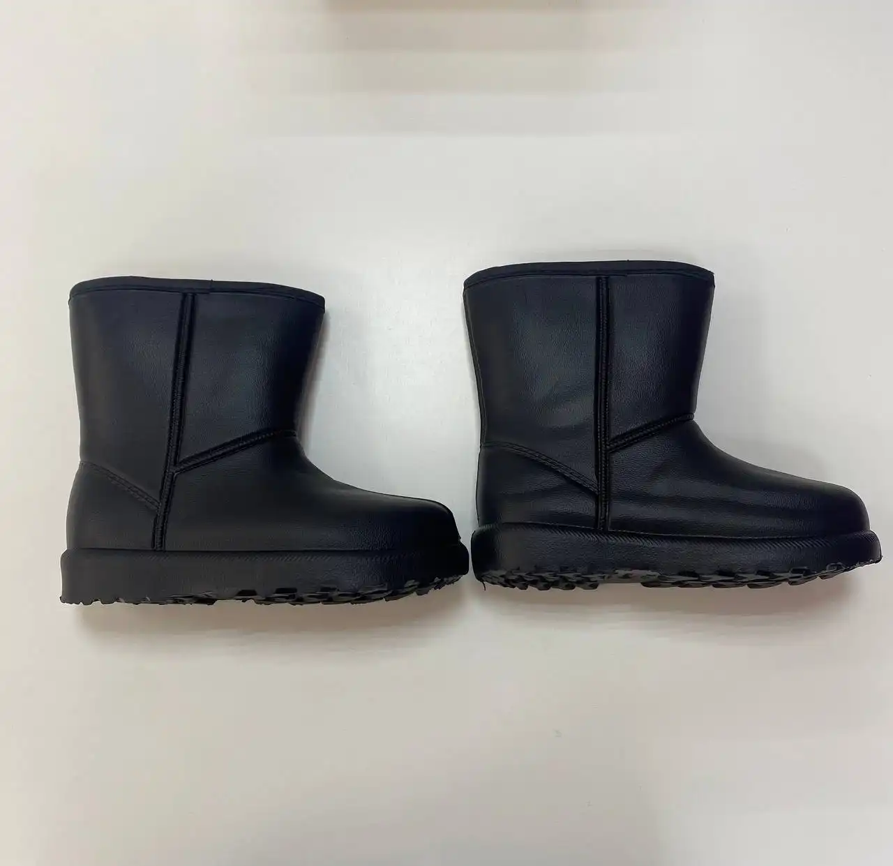 Теплые резиновые сапоги размер 38-39 - Барахолка в Саратов