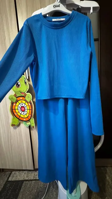 Женский костюм в отличном состоянии - Нижнее белье в Саратов