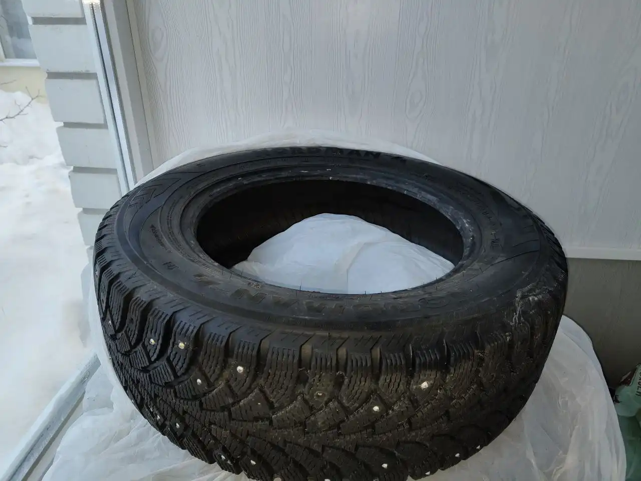 Продажа зимних шин Nordman 4 195/65 R15 - Шины и диски (Авто) в Саратов