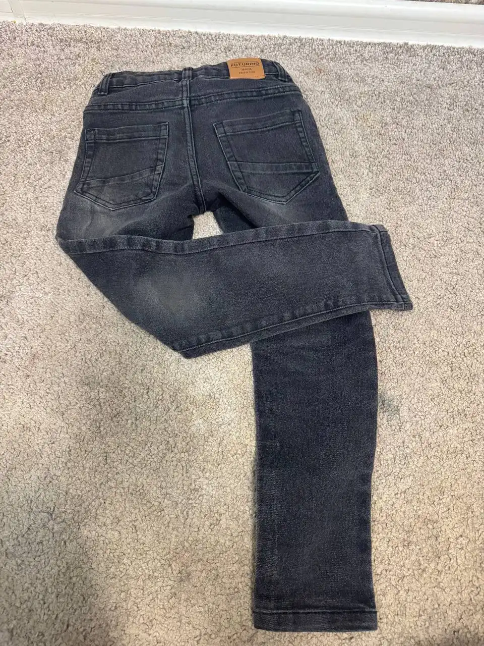 Зимний костюм Futurino 104p и джинсы для мальчика - Одежда (Товары для детей) в Юбилейный