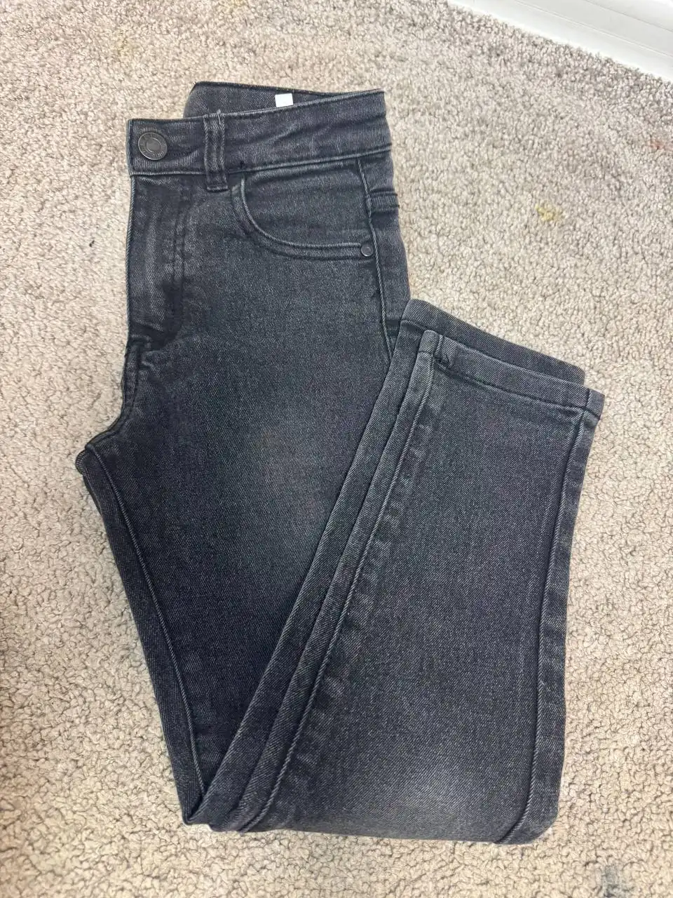 Зимний костюм Futurino 104p и джинсы для мальчика - Одежда (Товары для детей) в Юбилейный