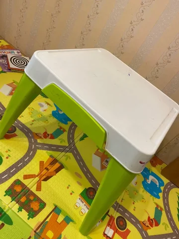 Детский столик со съемными ножками и выдвижной полкой - Упаковка в Саратов