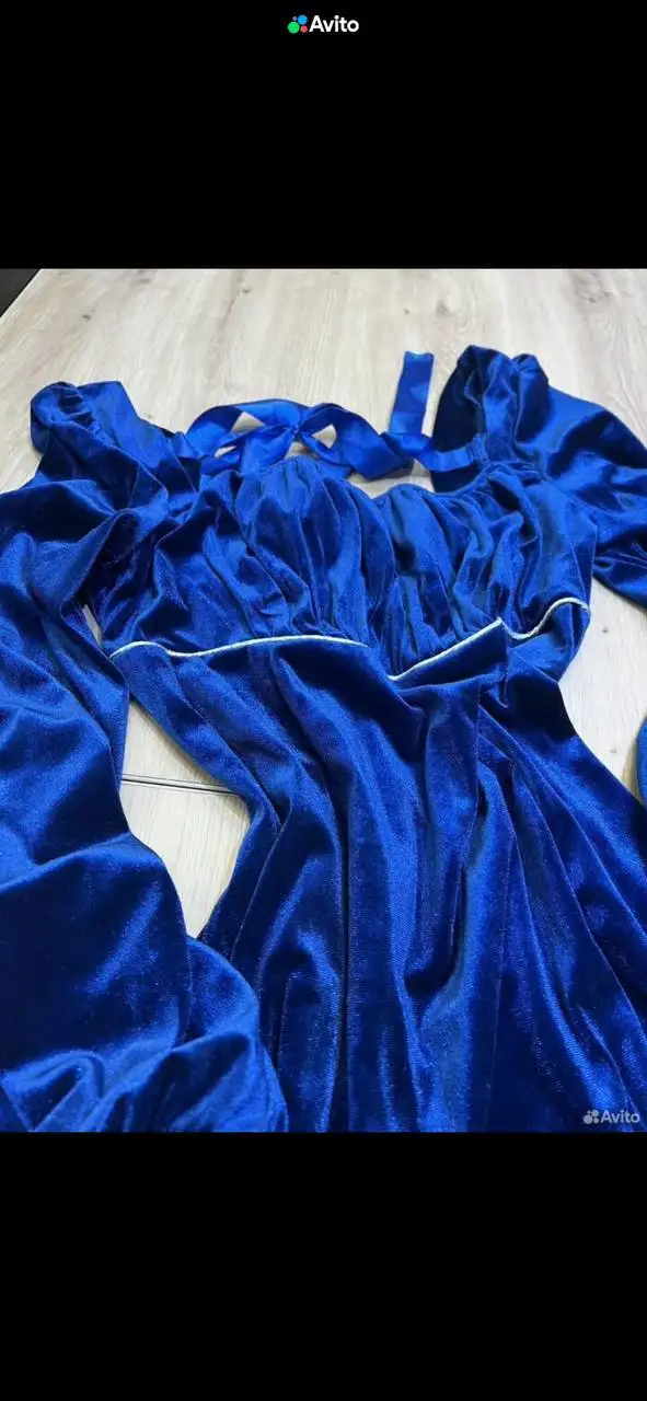 Платье 42/44 велюр новое с биркой - Платья (Одежда) в Саратов