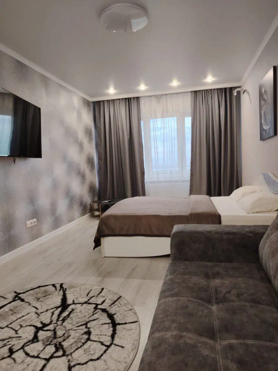 Продам 1-комнатную квартиру 48м² с евроремонтом - Квартиры (Недвижимость) в Саратов