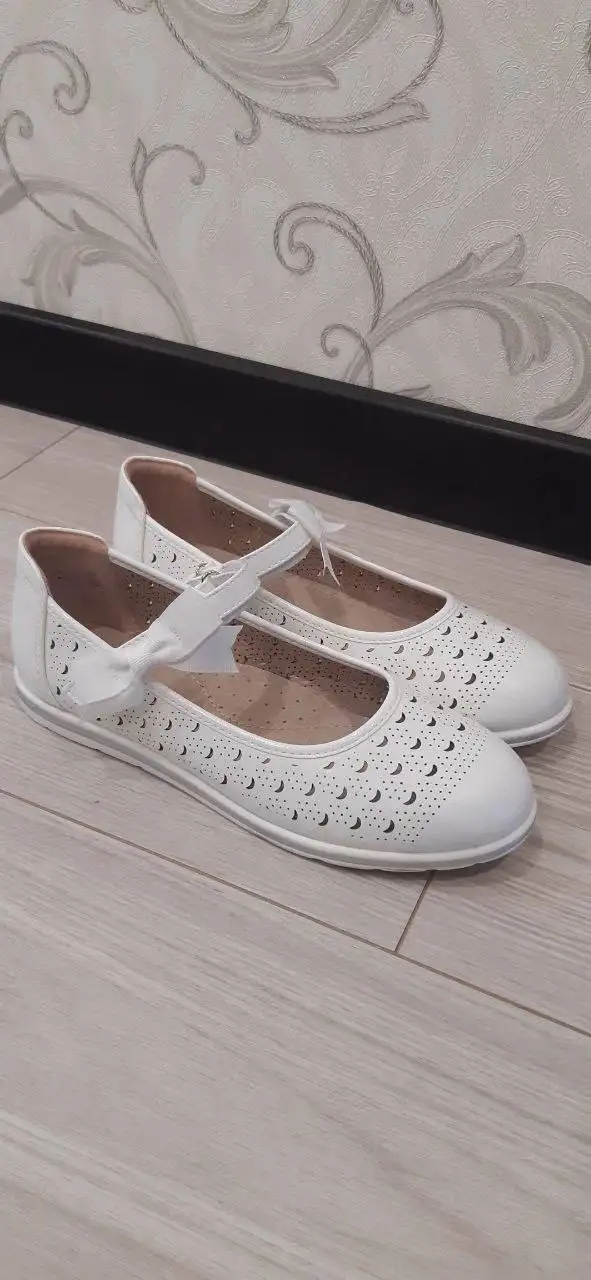 Школьные вещи на девочку в отличном состоянии - Детская одежда (Барахолка) в Саратов