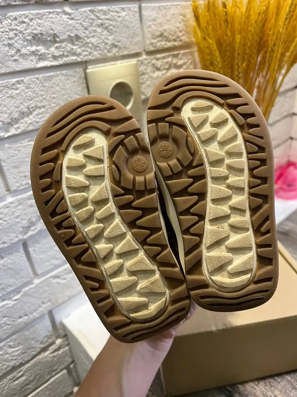 Демисезонные модные угги на девочку - Детская обувь (Одежда) в Саратов