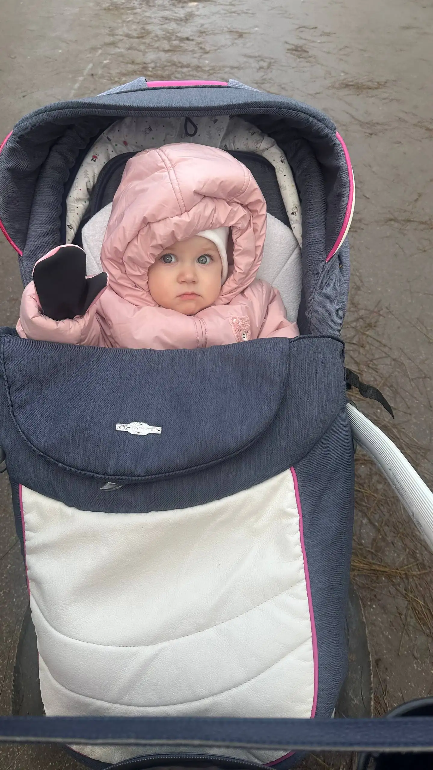 Идеальная коляска с гелевыми колесами и ортопедическим матрасом - Коляски (Товары для детей) в Саратов