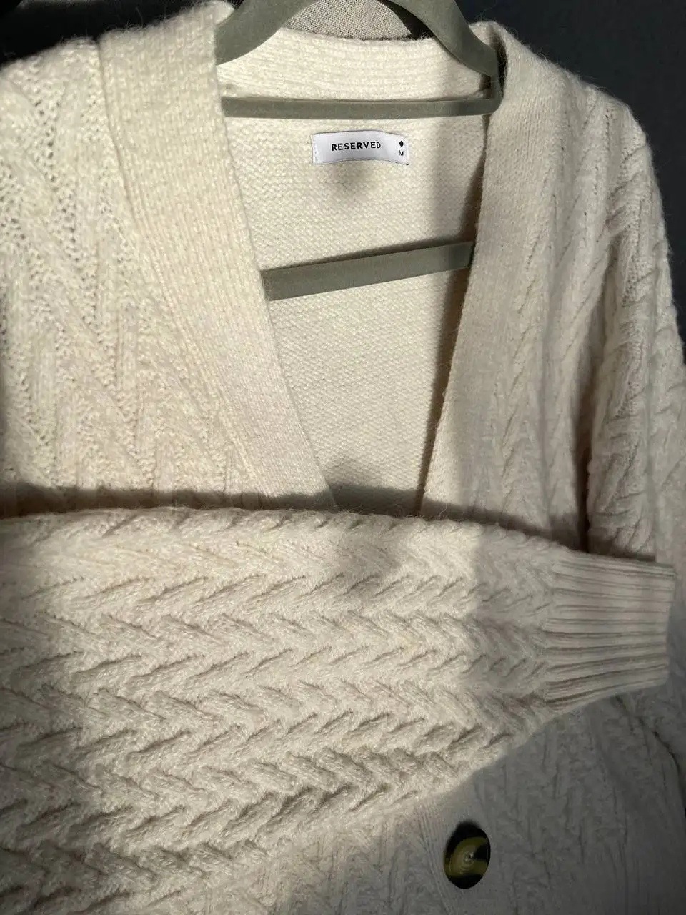Кардиган и джемпер от Reserved и Mango - Верхняя одежда (Одежда) в Саратов