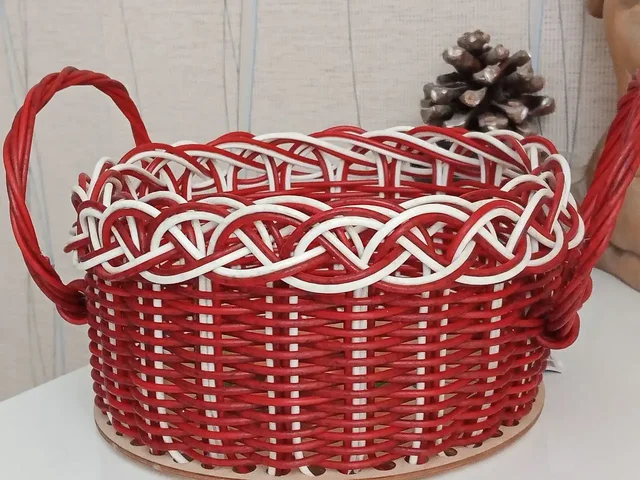 Корзиночка из искусственного ротанга - Барахолка в Саратов