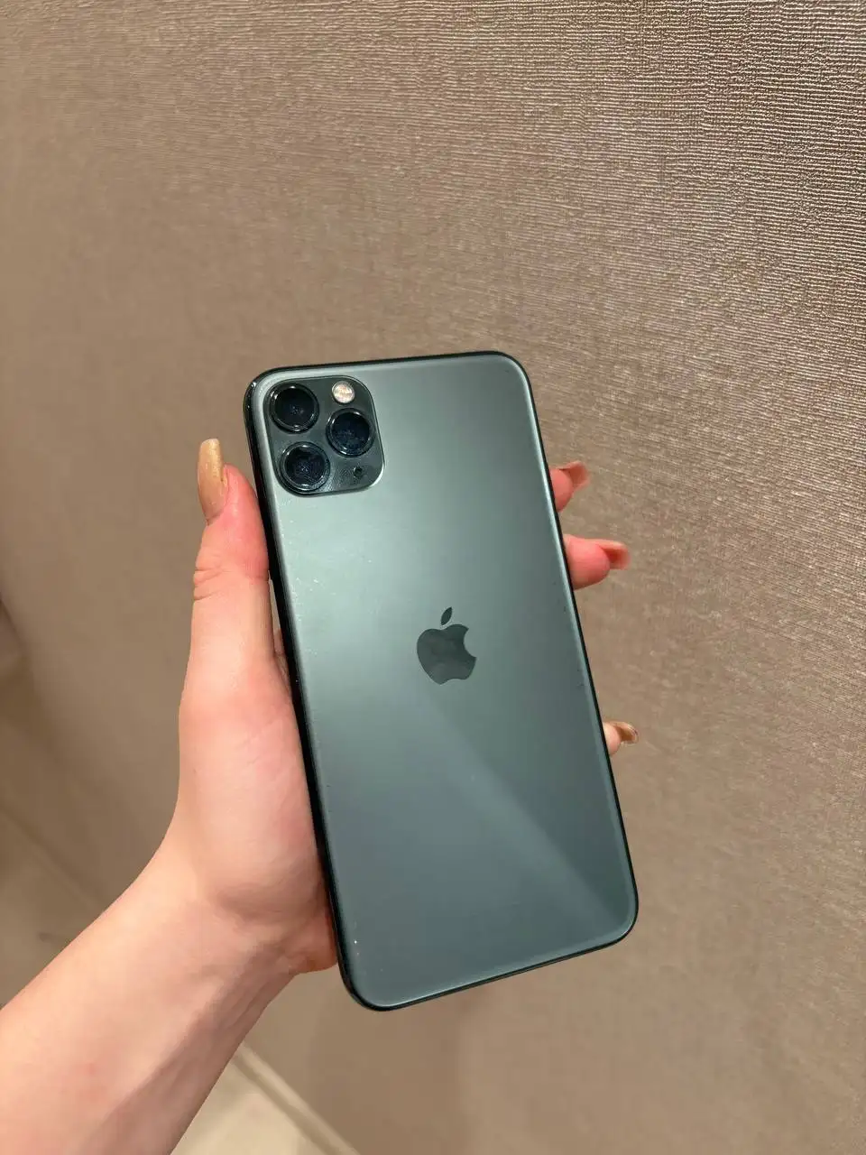Продажа iPhone 11 Pro Max 256 ГБ зеленый - Смартфоны (Электроника) в Саратов