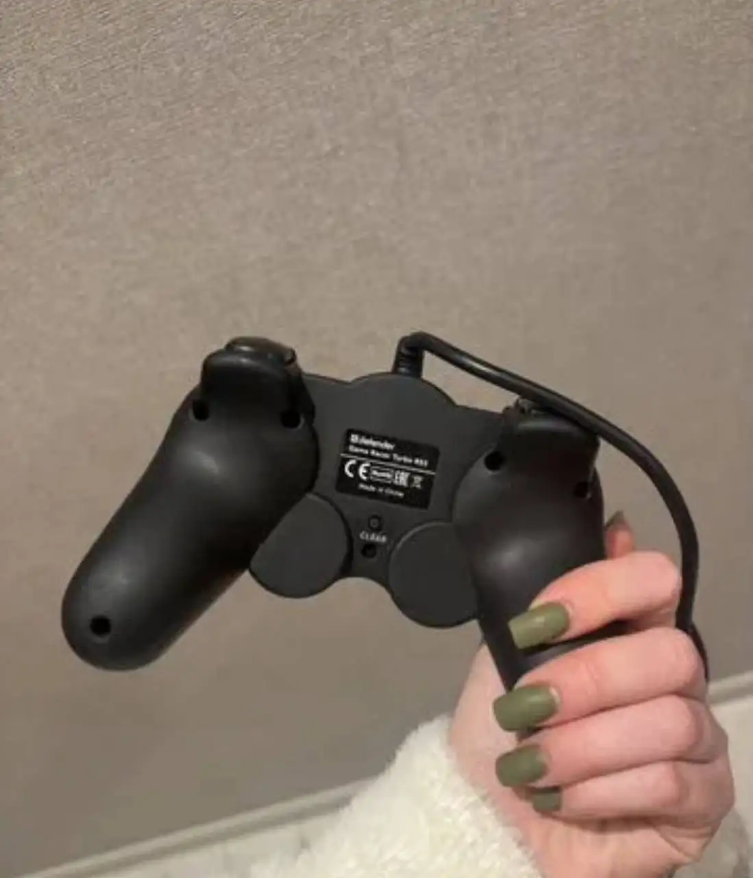 Джойстик для игровой приставки - Игровые аксессуары (Электроника) в Саратов