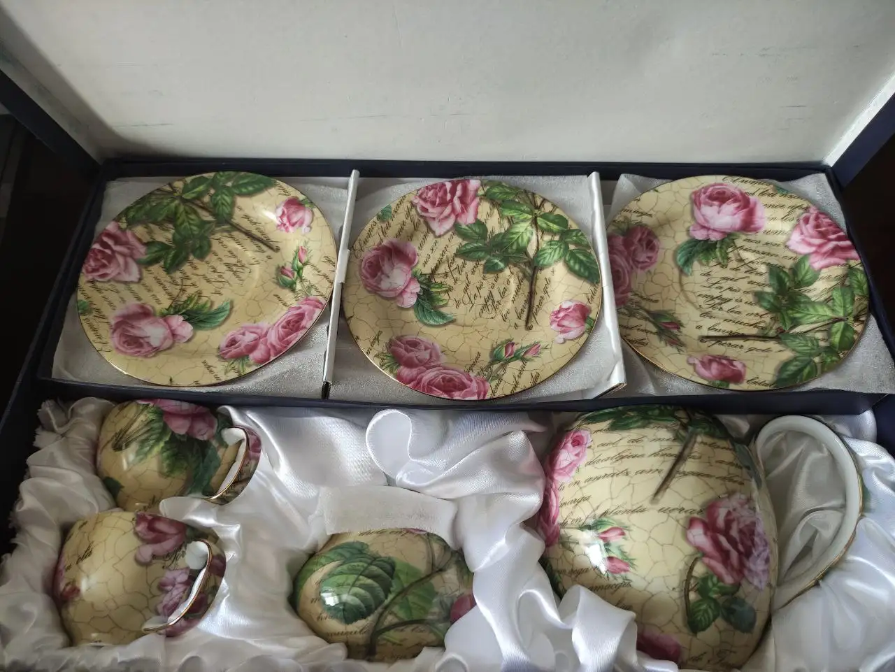 Сервиз новый в коробке - Посуда (Барахолка) в Саратов