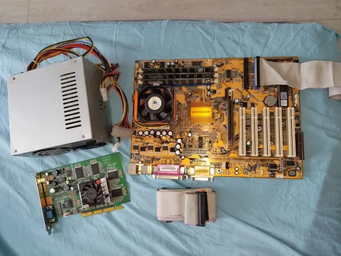 Продажа рабочего компьютерного оборудования - частное объявление в Саратов