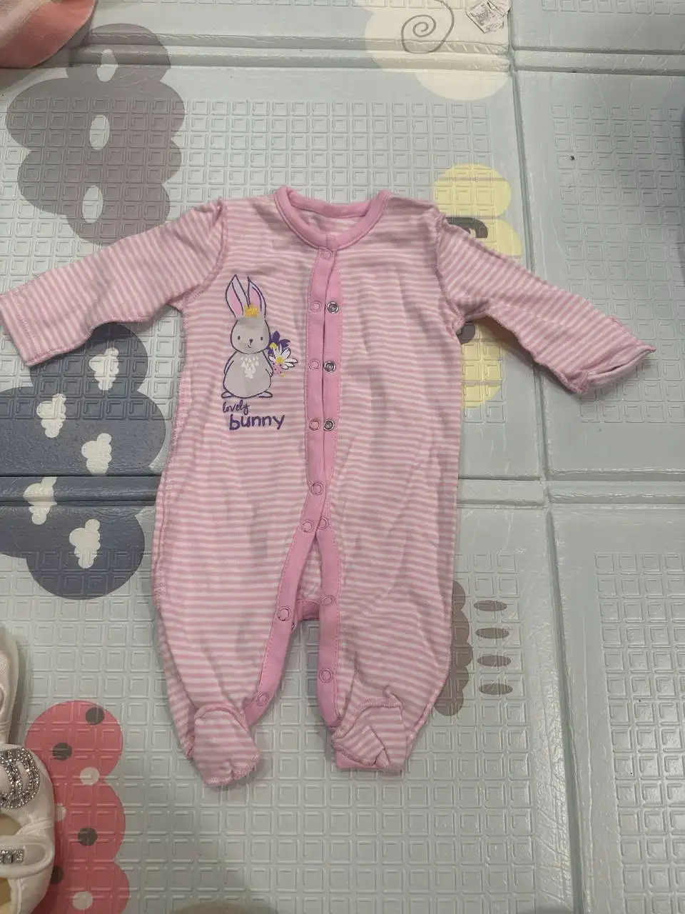 Детские вещи на новорожденную девочку - Одежда для новорожденных (Товары для детей) в Саратов