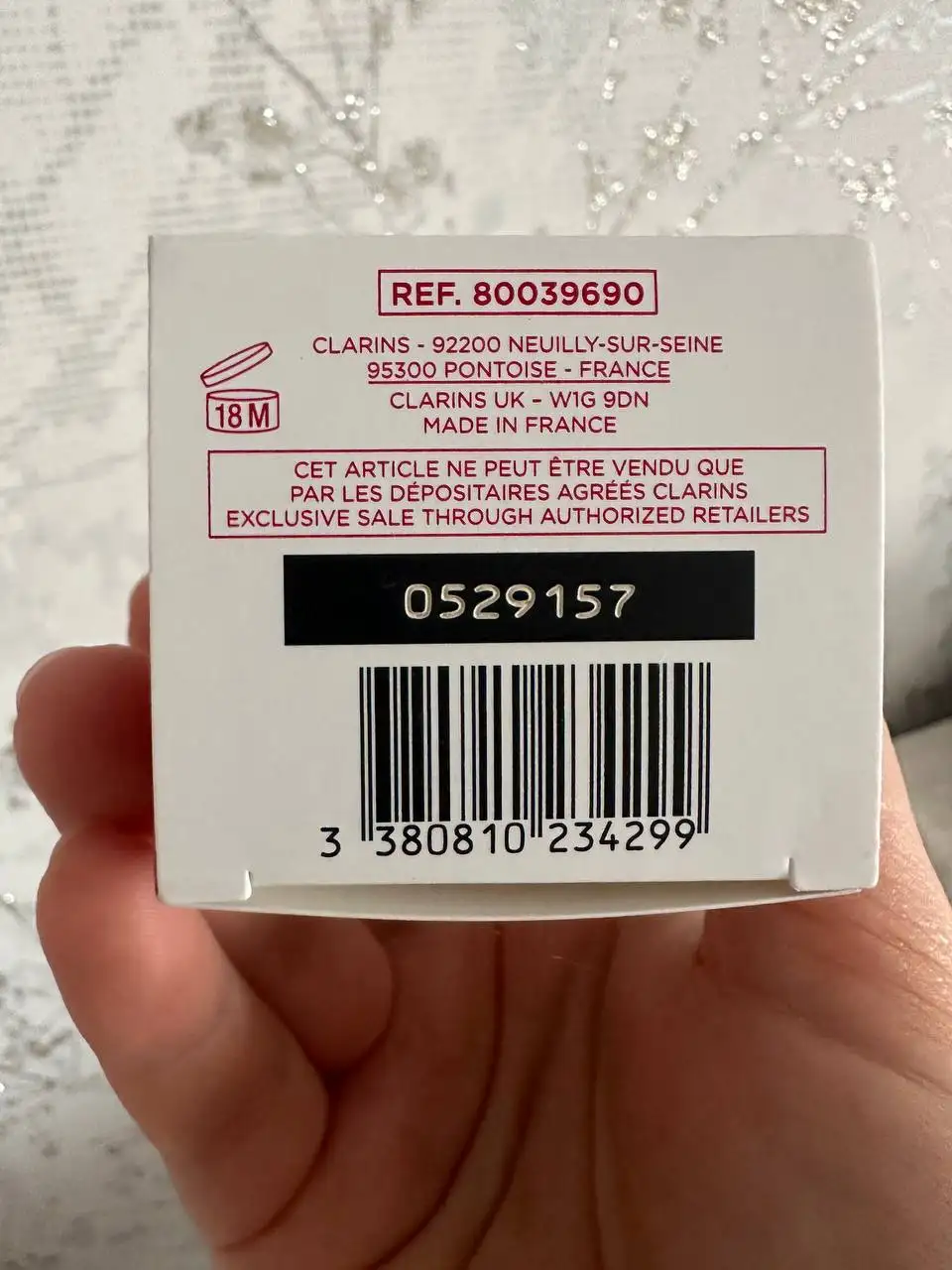 Продам новый тональный крем - Косметика (Красота и здоровье) в Саратов