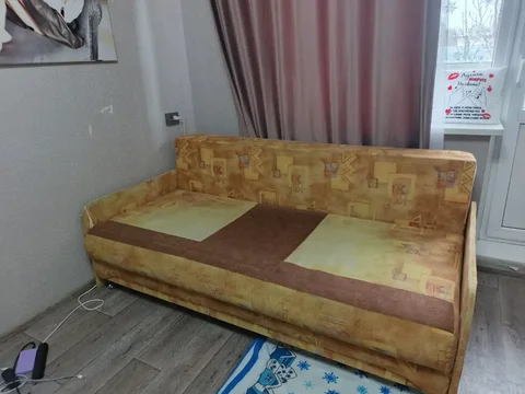 Продаю диван солнечный - частное объявление в Саратов