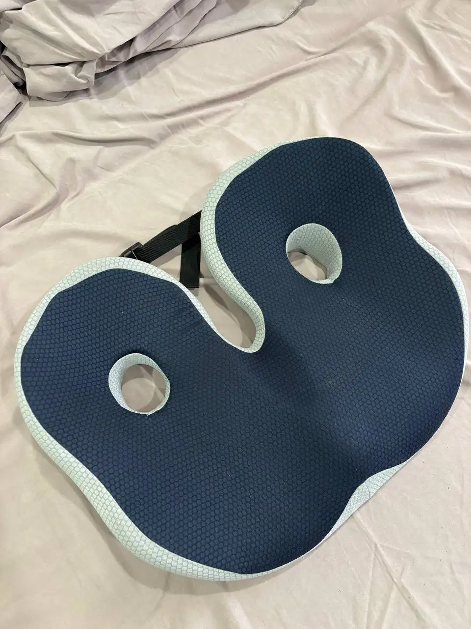 Подушка ортопедическая - Барахолка в Саратов