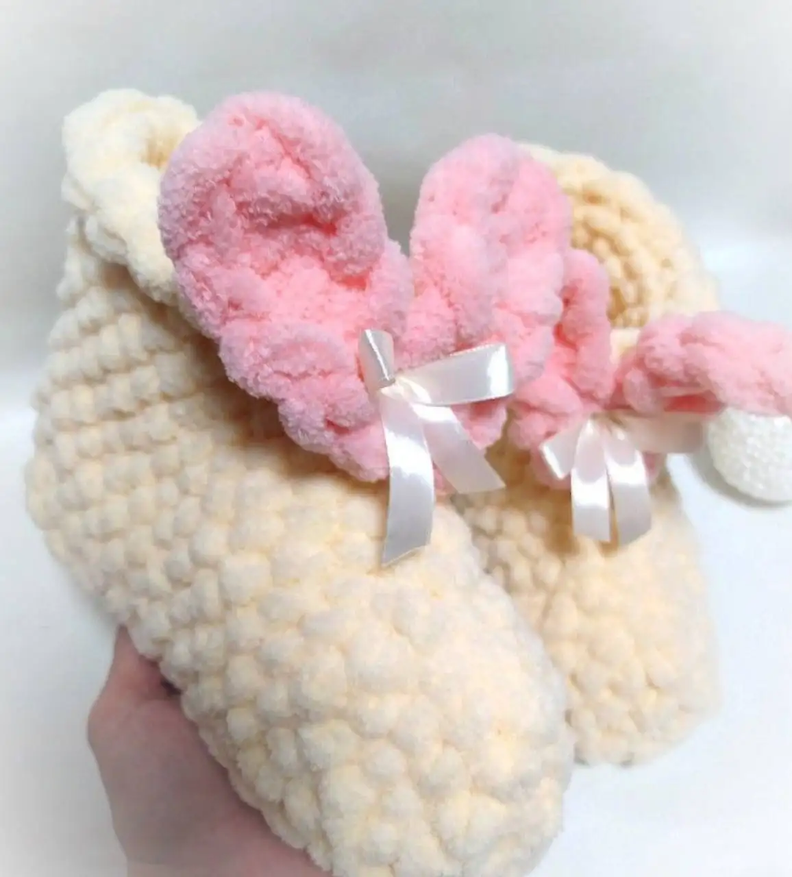 Вязаные изделия на заказ: шапочки, пинетки, тапочки, носочки - Рукоделие (Барахолка) в Саратов